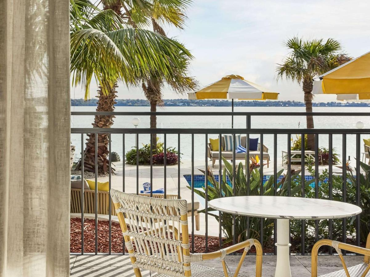 The Beachcomber Hotel & Resort, Ascend Hotel Collection Toukley Exteriér fotografie View of the pool at the Hotel St. George