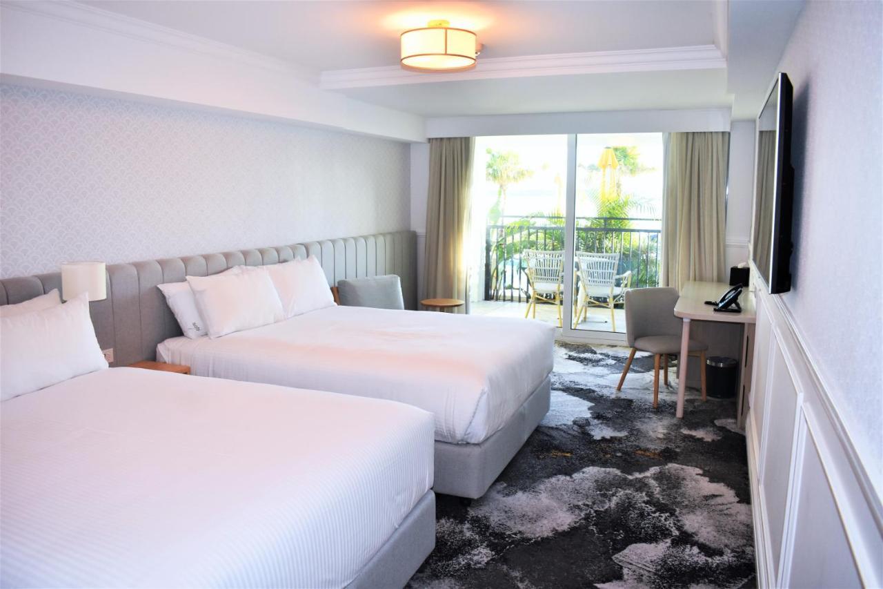 The Beachcomber Hotel & Resort, Ascend Hotel Collection Toukley Exteriér fotografie A room at the hotel