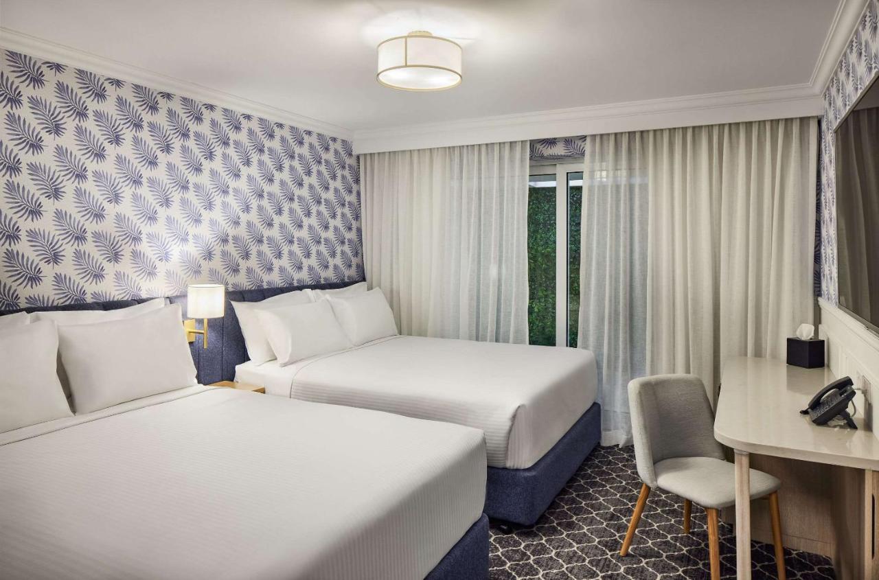 The Beachcomber Hotel & Resort, Ascend Hotel Collection Toukley Exteriér fotografie A room at the hotel